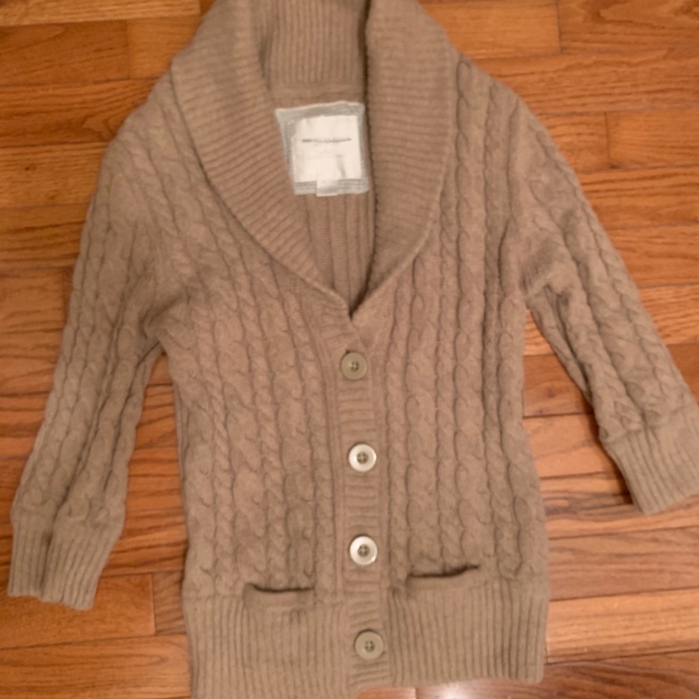 American Eagle Sweater - Size Medium